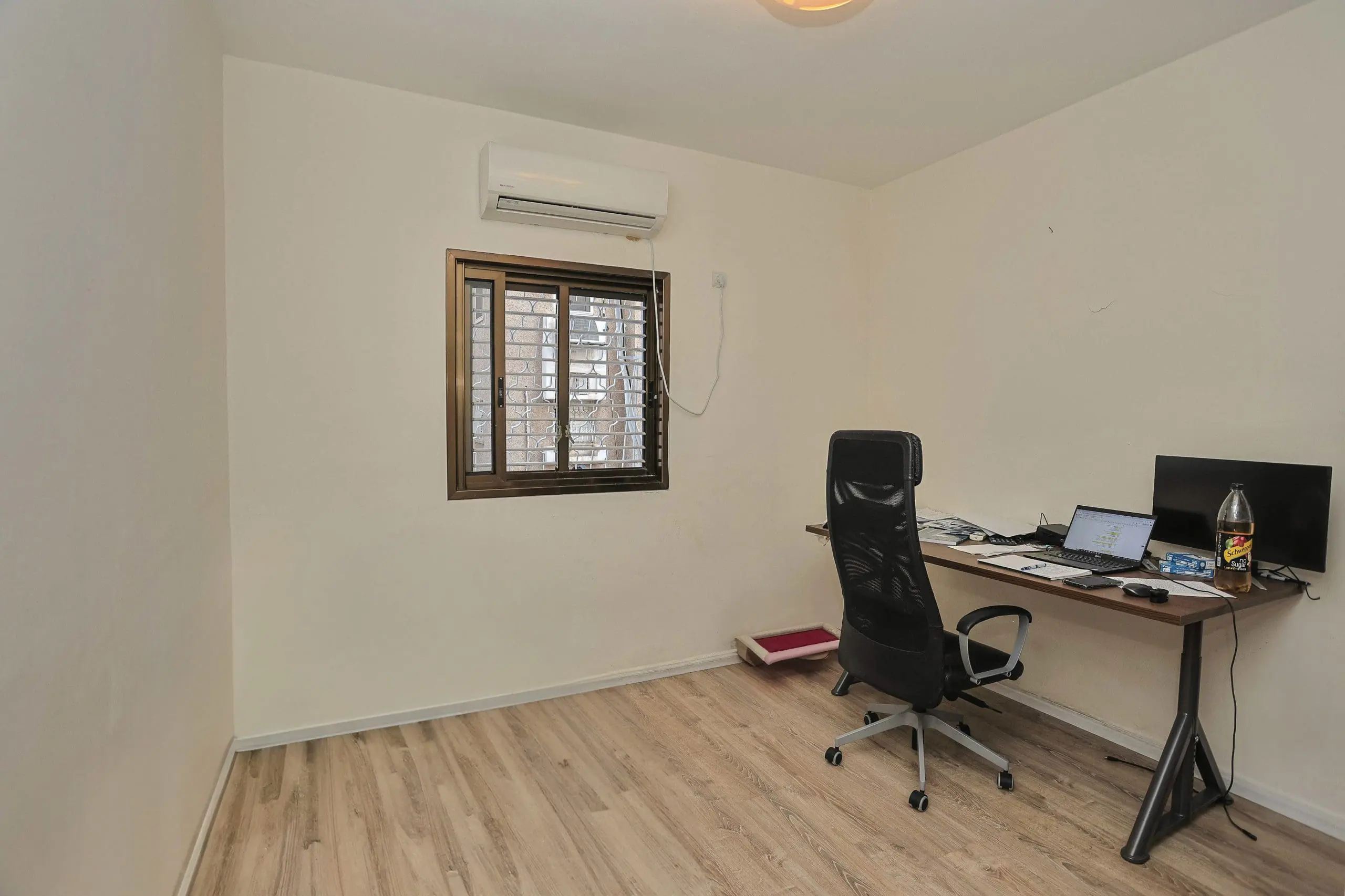 השניים 6 גבעתיים