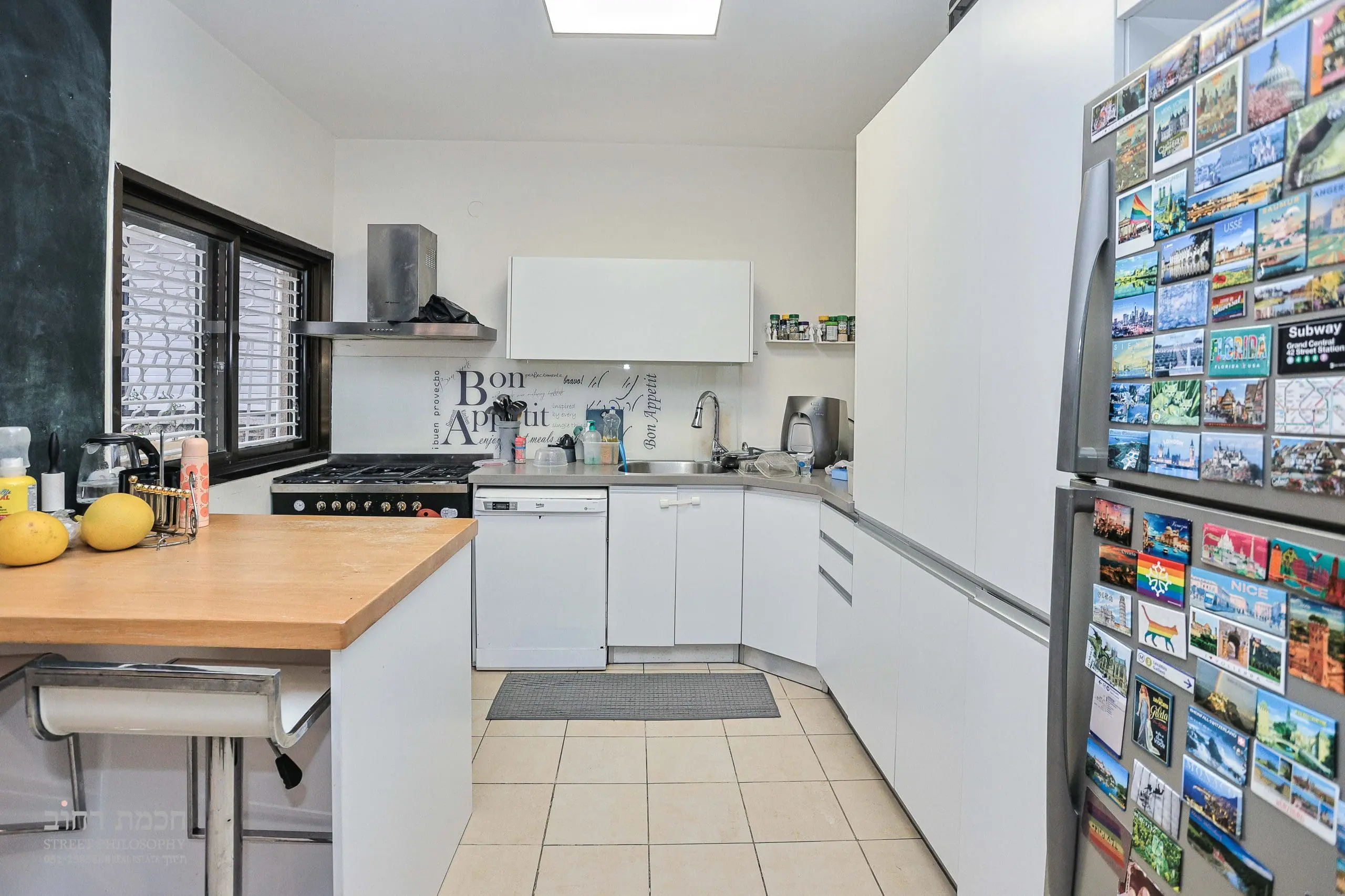 השניים 6 גבעתיים