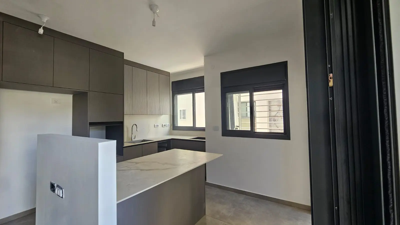 6538c46f-8aa9-4dc3-9061-8afcee08d4b4