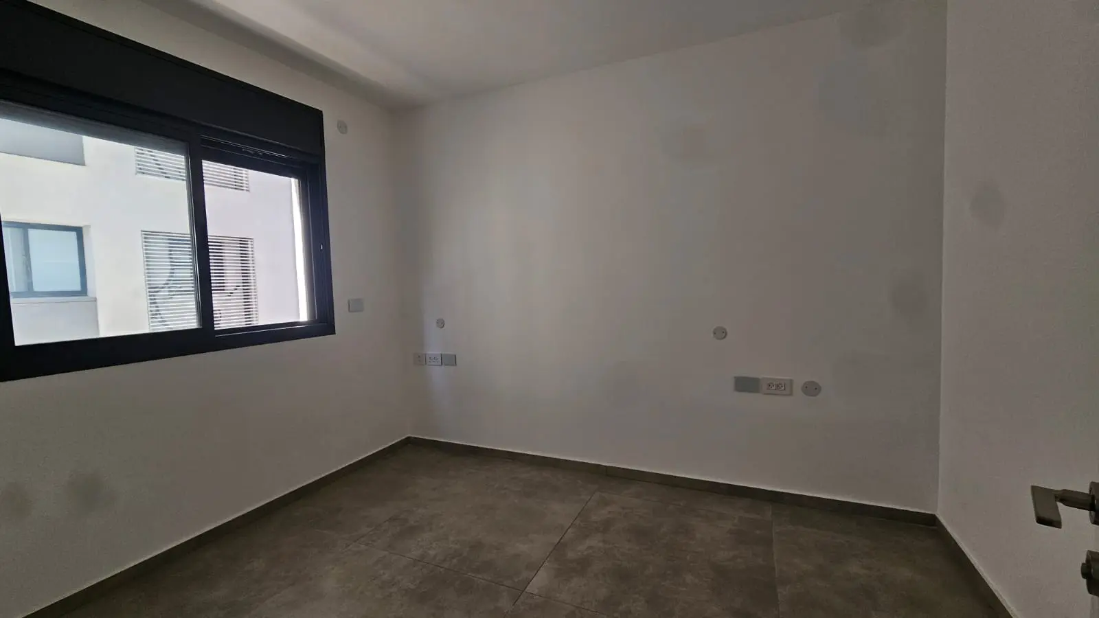 f86e0095-8e2b-49ac-b954-079227fe9c70