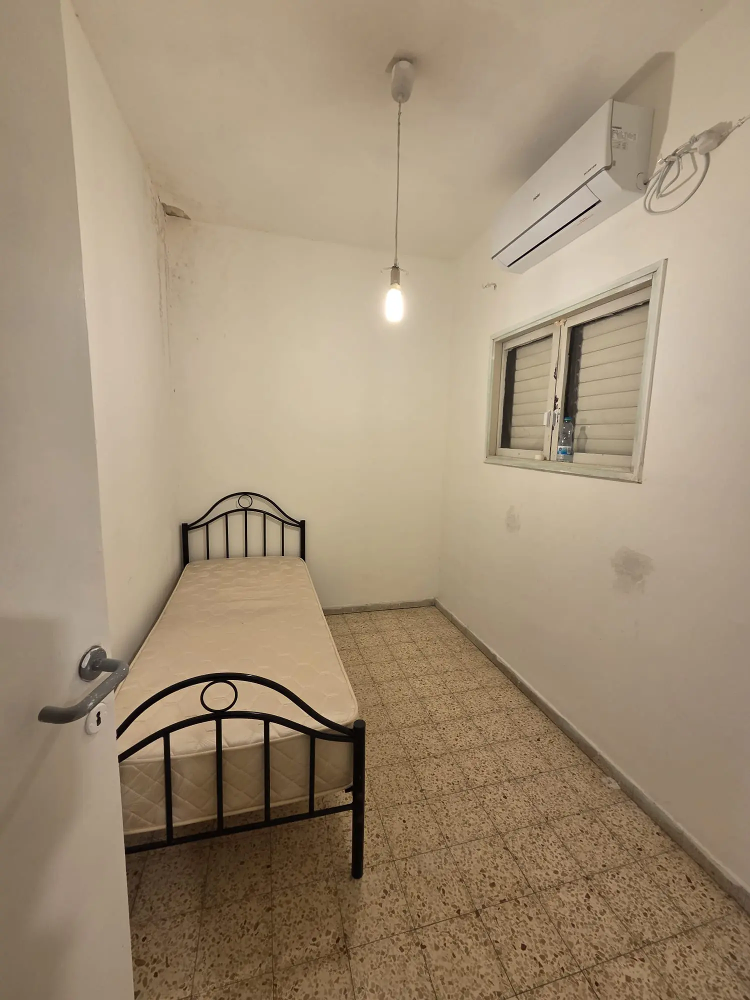 9f9bb909-9d00-404a-a5c6-0556c3597707